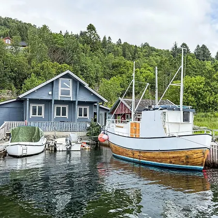Rorbu By Interhome * Naustdal i Sunnfjord