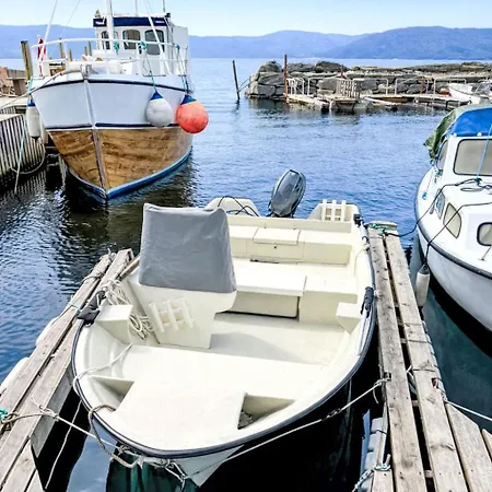 Rorbu By Interhome * Naustdal i Sunnfjord