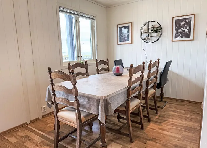 Rorbu By Interhome Naustdal i Sunnfjord